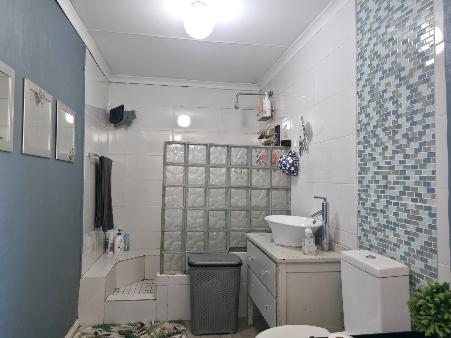 4 Bedroom Property for Sale in Aston Bay Eastern Cape